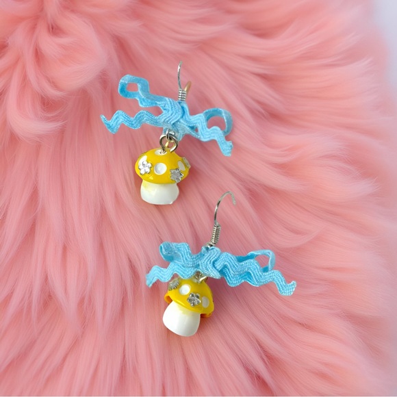 LittleSpace Jewelry - Cottage Core Mushroom Earrings 🍄 Mini Drops